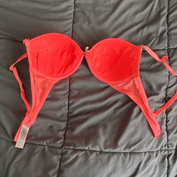 LaSenza 34C bra - Picture 2 of 3